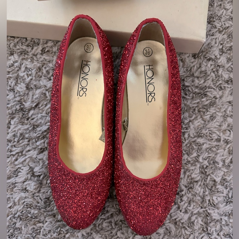 Girls Sparkly Red Shoes, Vintage 90s/00s, Small Heel, excellent condition